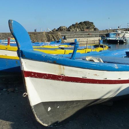 Sea Breeze Acitrezza Aci Castello Exterior foto